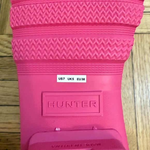 HUNTER Chelsea Rainboot size 7 - NEW in box!! - Picture 6 of 8